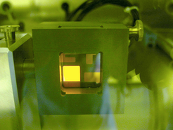 Orange emittierende Kunststoff - Leuchtdiode